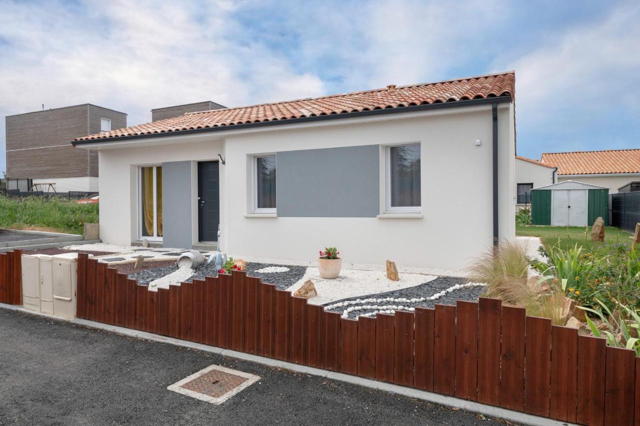 Maison Moderne Pour 7 Personnes A Saint-Michel-Chef-Chef Exterior foto